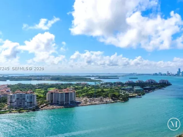2-bedroom condo for rent in Miami Beach - 100 S Pointe Dr 3101 - MondialRealty