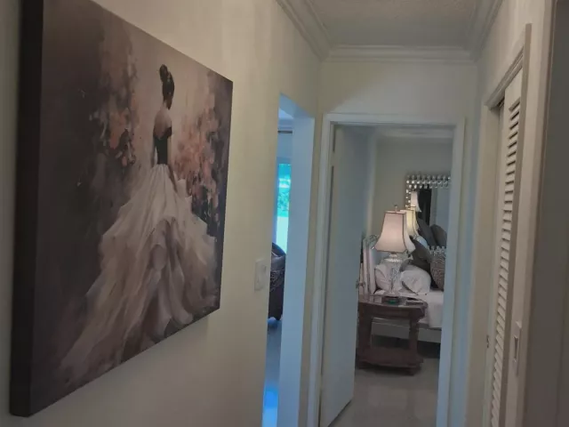 2-bedroom home for sale in Lauderdale By The Sea - 1431 S Ocean Boulevard 35 - MondialRealty