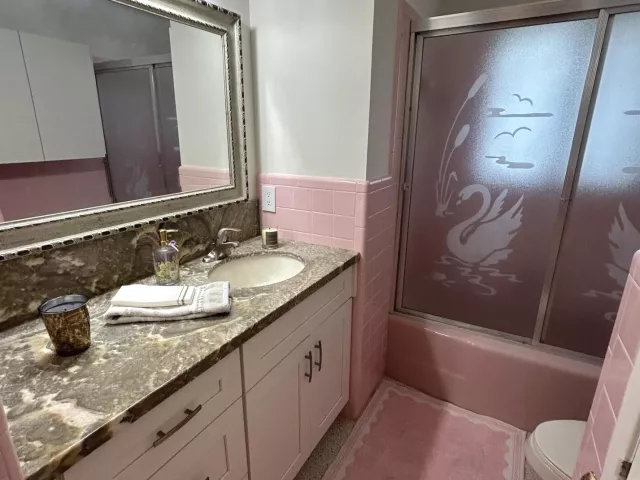 2-bedroom home for sale in Lauderdale By The Sea - 1431 S Ocean Boulevard 35 - MondialRealty