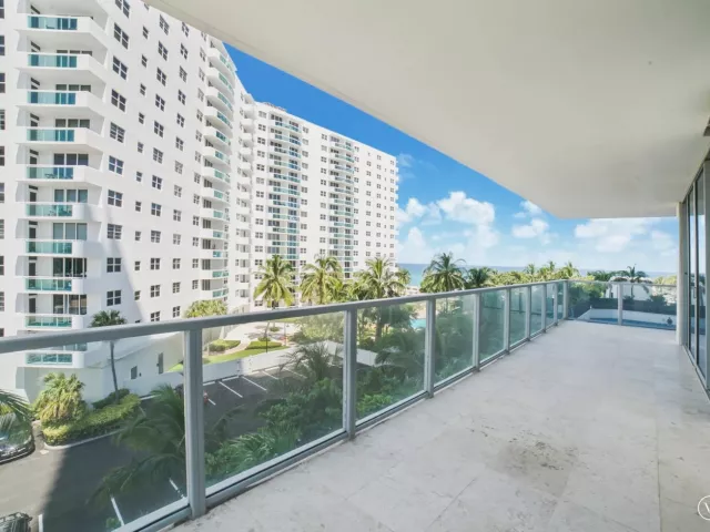 3-bedroom condo for rent in Hollywood - 3101 S Ocean Drive 401 - MondialRealty