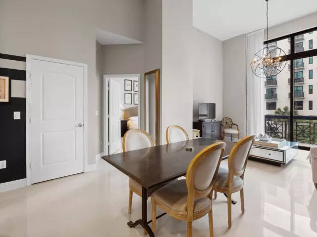 1-bedroom condo for rent in West Palm Beach - 701 S Olive Avenue 218 - MondialRealty