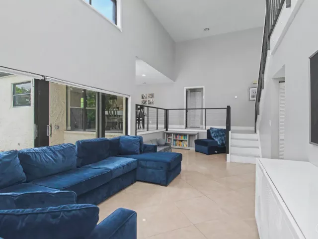 3-bedroom home for sale in Boca Raton - 6458 Pond Apple Road - MondialRealty