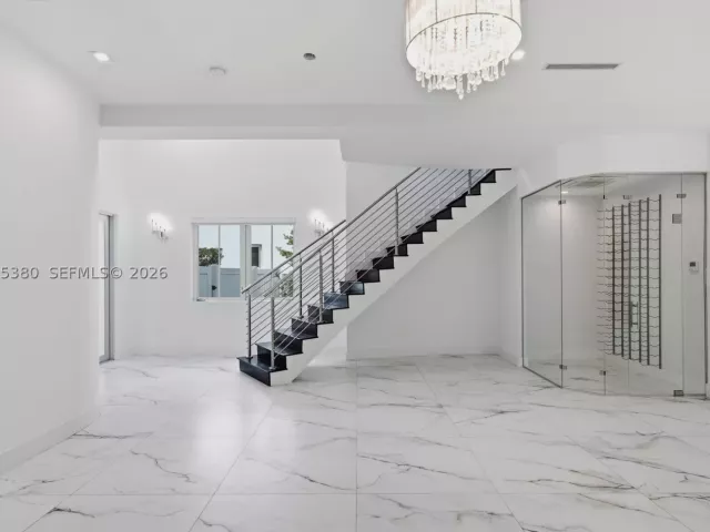4-bedroom home for rent in Doral - 8221 NW 34th Dr - MondialRealty