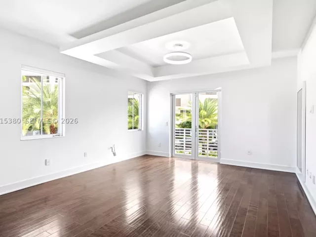 4-bedroom home for rent in Doral - 8221 NW 34th Dr - MondialRealty