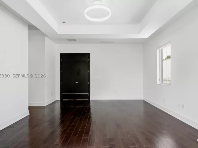 4-bedroom home for rent in Doral - 8221 NW 34th Dr - MondialRealty