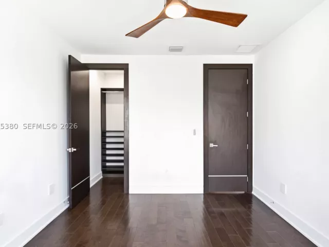 4-bedroom home for rent in Doral - 8221 NW 34th Dr - MondialRealty