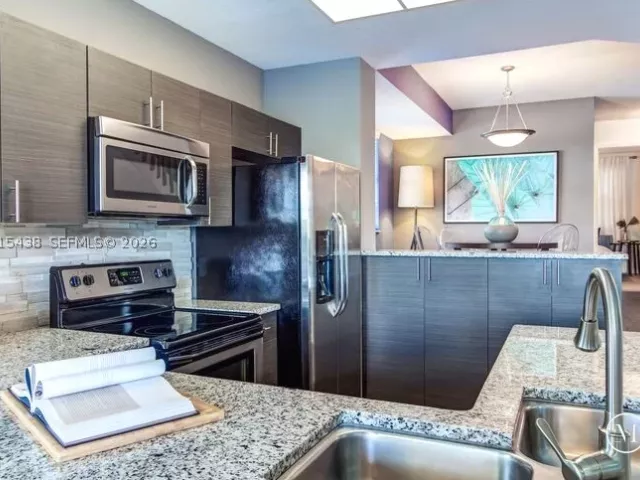 3-bedroom home for rent in Boca Raton - 5555 N Military Trl Riviera - MondialRealty