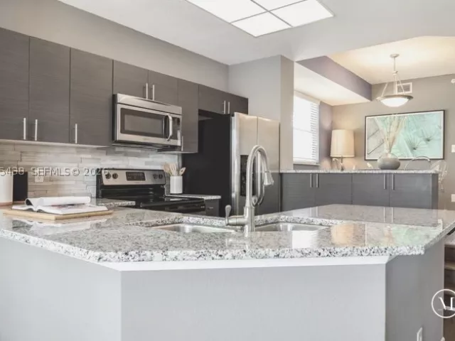 3-bedroom home for rent in Boca Raton - 5555 N Military Trl Riviera - MondialRealty