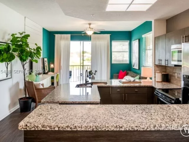 3-bedroom home for rent in Boca Raton - 5555 N Military Trl Riviera - MondialRealty