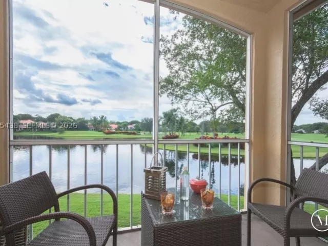 3-bedroom home for rent in Boca Raton - 5555 N Military Trl Riviera - MondialRealty