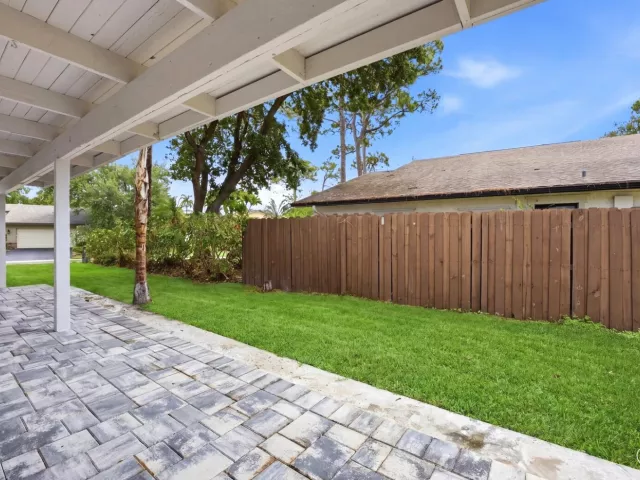 3-bedroom home for sale in Boca Raton - 2908 NW 24th Way - MondialRealty