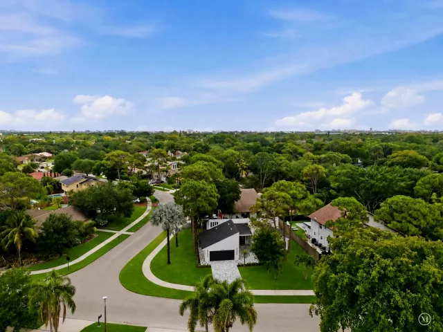 3-bedroom home for sale in Boca Raton - 2908 NW 24th Way - MondialRealty