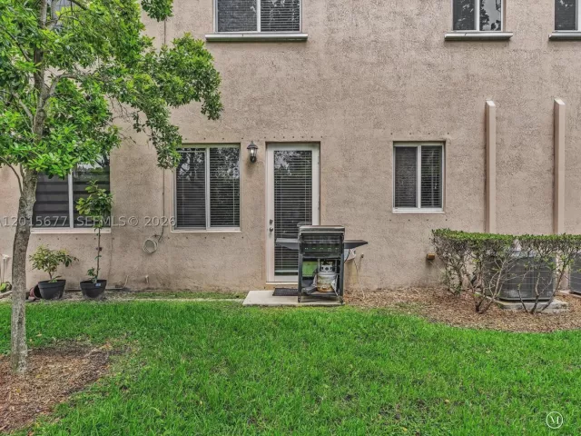 3-bedroom home for sale in Miami Gardens - 1410 NW 214th Ter - MondialRealty
