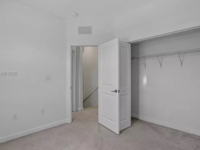 3-bedroom home for sale in Miami - 23029 SW 128th Pl - MondialRealty