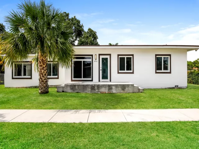 4-bedroom home for sale in Miami - 4701 SW 7th Street - MondialRealty