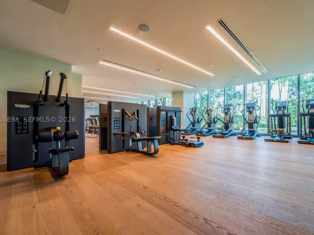 1-bedroom condo for sale in Miami - 480 NE 31st St 1802 - MondialRealty