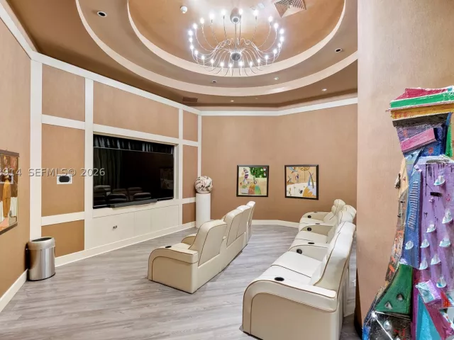 3-bedroom condo for sale in Hollywood - 3101 S Ocean Dr 2705 - MondialRealty