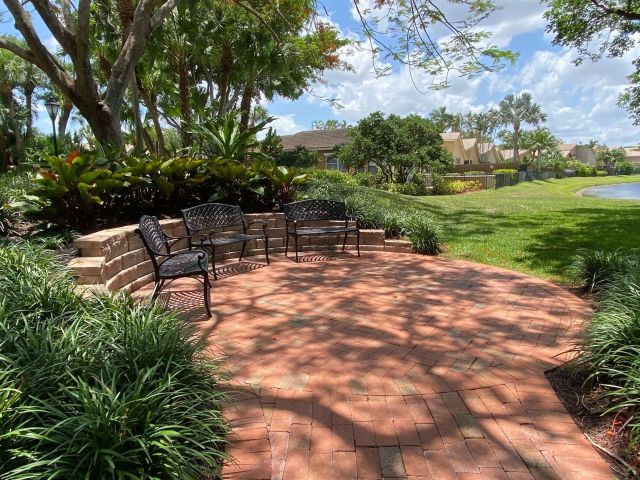 3-bedroom home for rent in Boca Raton - 6694 NW 26th Way - MondialRealty