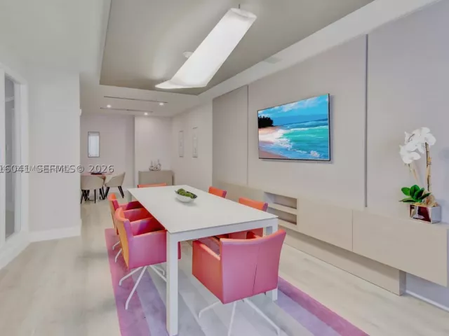 3-bedroom condo for rent in Miami - 808 Brickell Key Dr 3304 - MondialRealty