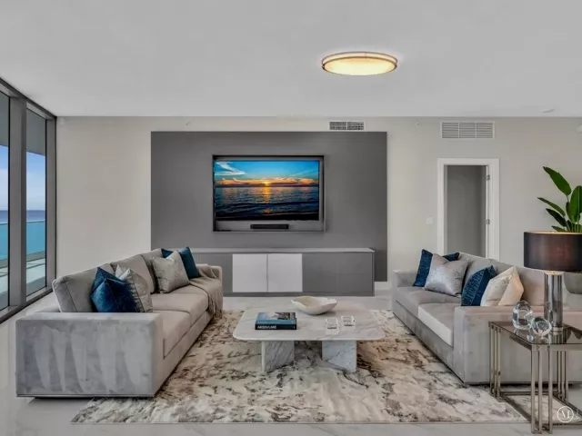 4-bedroom condo for rent in Fort Lauderdale - 701 N Fort Lauderdale Beach Boulevard N 802 - MondialRealty