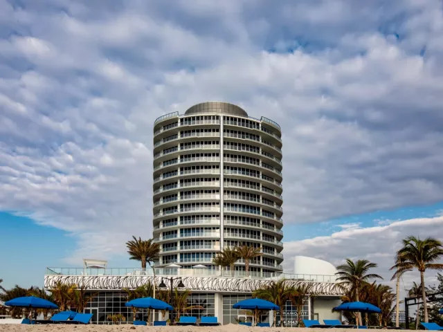 4-bedroom condo for rent in Fort Lauderdale - 701 N Fort Lauderdale Beach Boulevard N 802 - MondialRealty