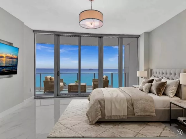 4-bedroom condo for rent in Fort Lauderdale - 701 N Fort Lauderdale Beach Boulevard N 802 - MondialRealty