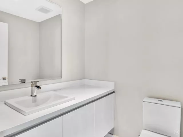 4-bedroom condo for rent in Fort Lauderdale - 701 N Fort Lauderdale Beach Boulevard N 802 - MondialRealty