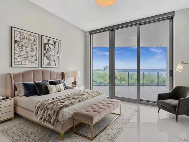4-bedroom condo for rent in Fort Lauderdale - 701 N Fort Lauderdale Beach Boulevard N 802 - MondialRealty