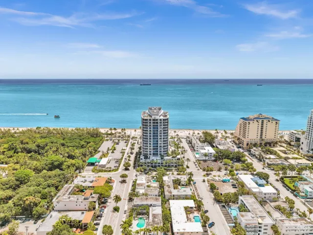 4-bedroom condo for rent in Fort Lauderdale - 701 N Fort Lauderdale Beach Boulevard N 802 - MondialRealty