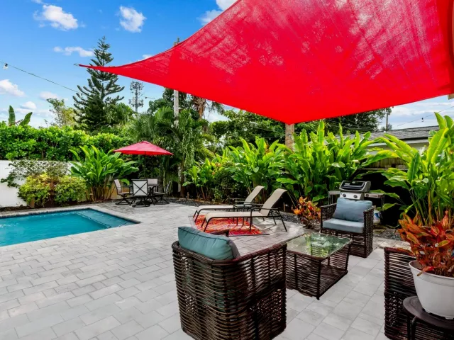 2-bedroom home for rent in Wilton Manors - 2640 NW 9th Lane - MondialRealty
