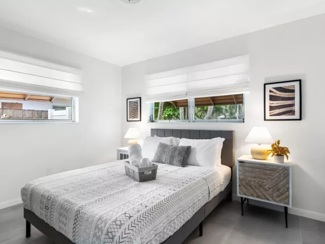 2-bedroom home for rent in Wilton Manors - 2640 NW 9th Lane - MondialRealty