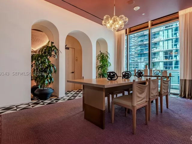 2-bedroom condo for sale in Miami - 801 S Miami Ave 2505 - MondialRealty