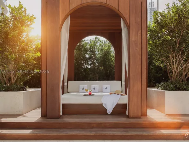 2-bedroom condo for sale in Miami - 801 S Miami Ave 2505 - MondialRealty