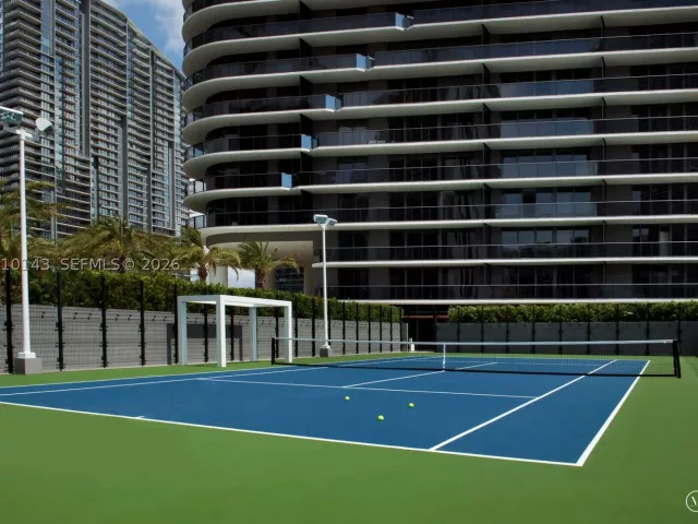 2-bedroom condo for sale in Miami - 801 S Miami Ave 2505 - MondialRealty