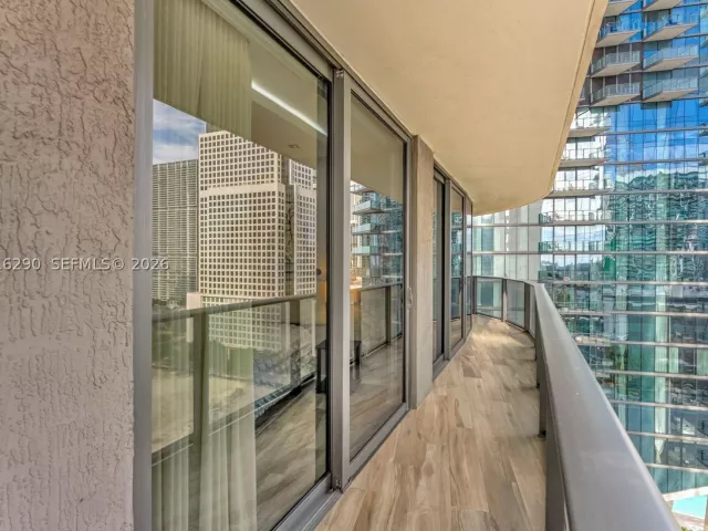 2-bedroom condo for rent in Miami - 801 S Miami Ave 1805 - MondialRealty
