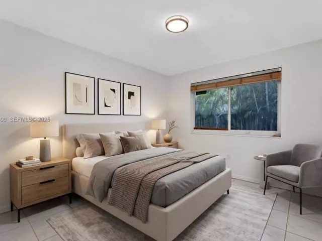 3-bedroom home for rent in Miami - 1401 NE 200th Ter - MondialRealty