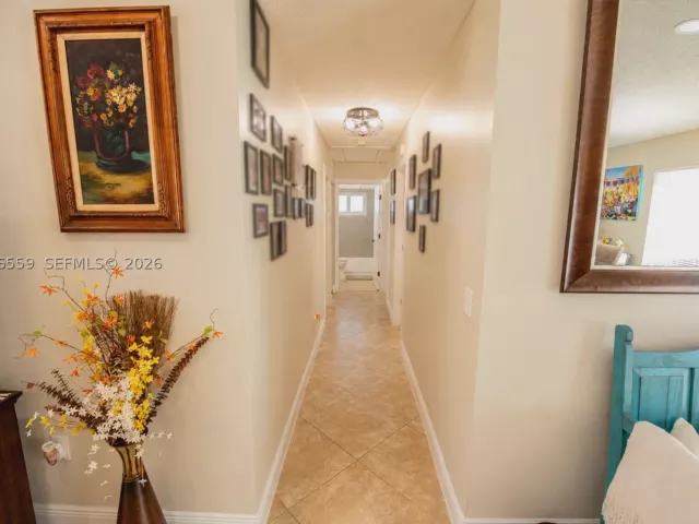 4-bedroom home for sale in Miami - 17601 SW 138th Ct - MondialRealty