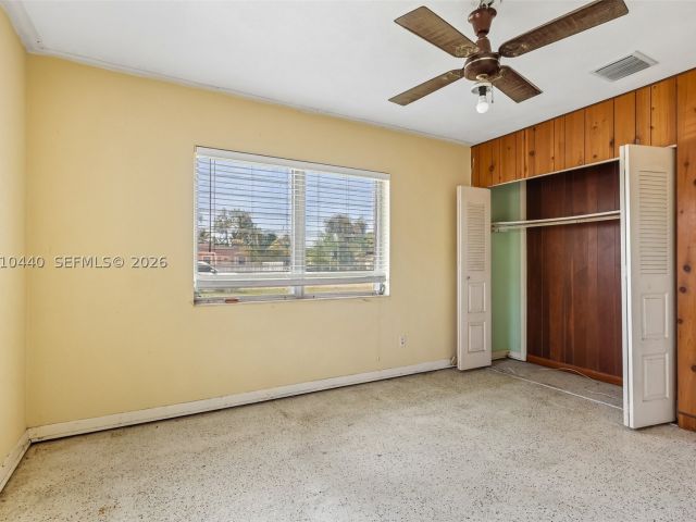 3-bedroom home for sale in North Miami Beach - 921 NE 159th St - MondialRealty