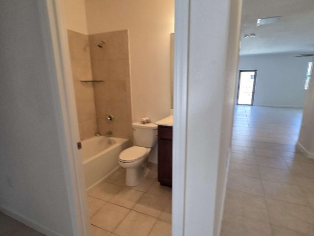 4-bedroom home for rent in Homestead - 195 SE 24th Court - MondialRealty