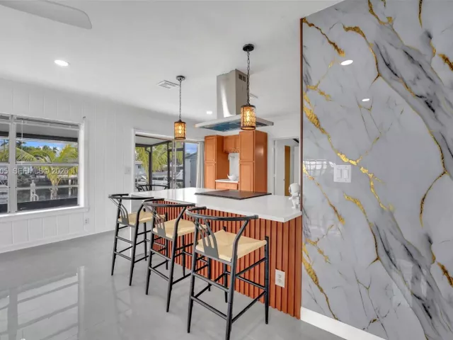 3-bedroom home for sale in Hollywood - 2718 Sherman St - MondialRealty