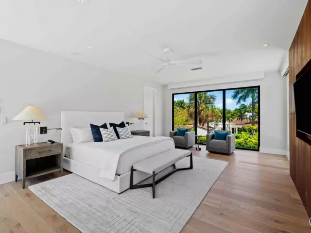 4-bedroom home for sale in Miami Beach - 5288 Alton Road 3 - MondialRealty