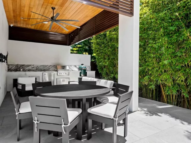 4-bedroom home for sale in Miami Beach - 5288 Alton Road 3 - MondialRealty