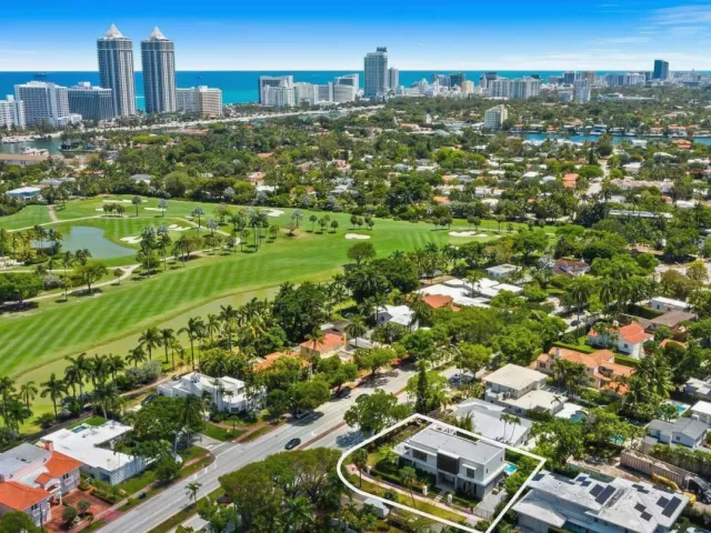 4-bedroom home for sale in Miami Beach - 5288 Alton Road 3 - MondialRealty
