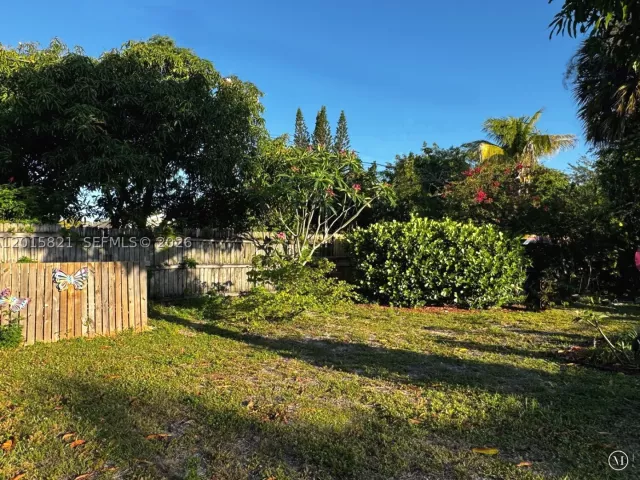 2-bedroom home for sale in Delray Beach - 324 SW 3rd Ave - MondialRealty