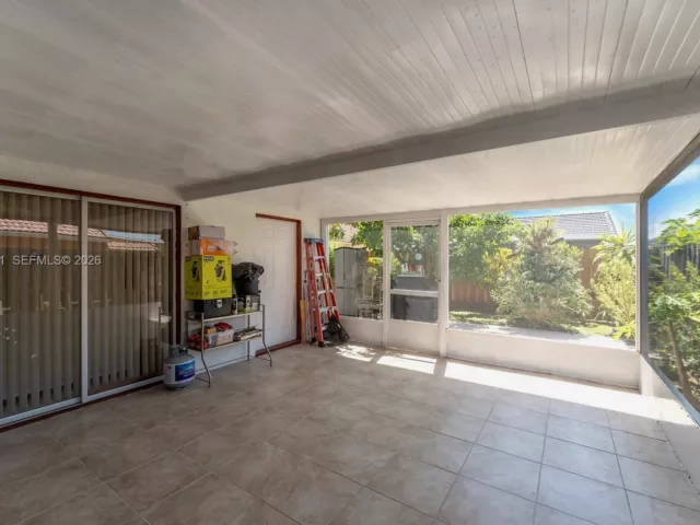 4-bedroom home for sale in Miami - 18300 SW 143rd Ct - MondialRealty