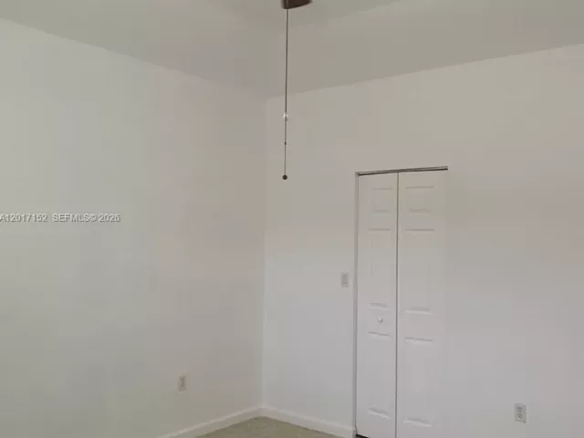 4-bedroom home for rent in Cooper City - 10270 SW 59th St 10270 - MondialRealty