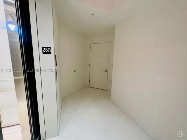 2-bedroom condo for sale in Miami - 851 NE 1st Av 2808 - MondialRealty