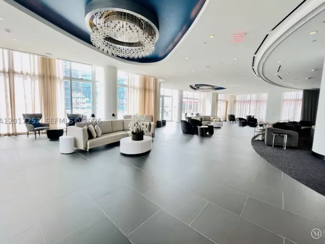 2-bedroom condo for sale in Miami - 851 NE 1st Av 2808 - MondialRealty