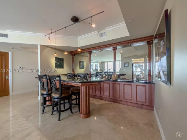 2-bedroom condo for rent in Aventura - 2000 Island Blvd 2503 - MondialRealty