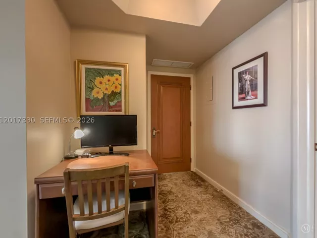 2-bedroom condo for rent in Aventura - 2000 Island Blvd 2503 - MondialRealty
